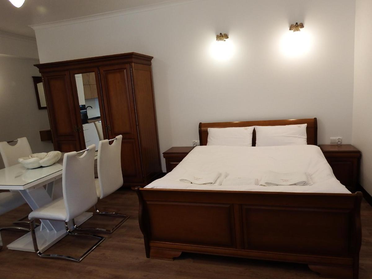 Apartamenty Pod Katedra Bielsko-Biala Exterior photo