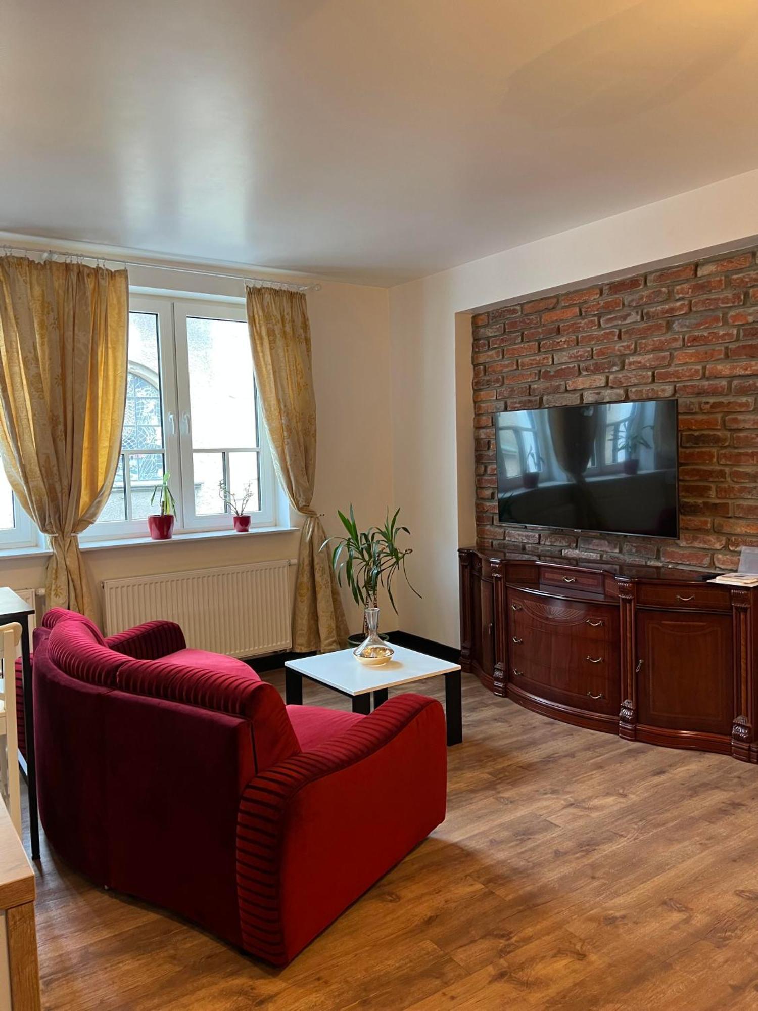 Apartamenty Pod Katedra Bielsko-Biala Exterior photo