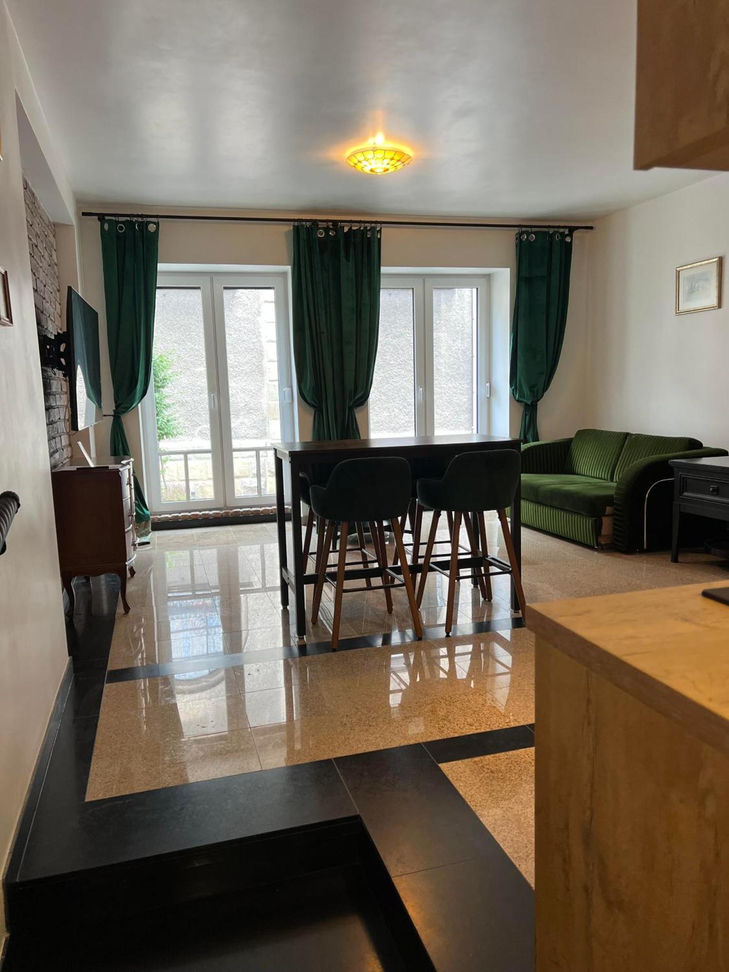 Apartamenty Pod Katedra Bielsko-Biala Exterior photo